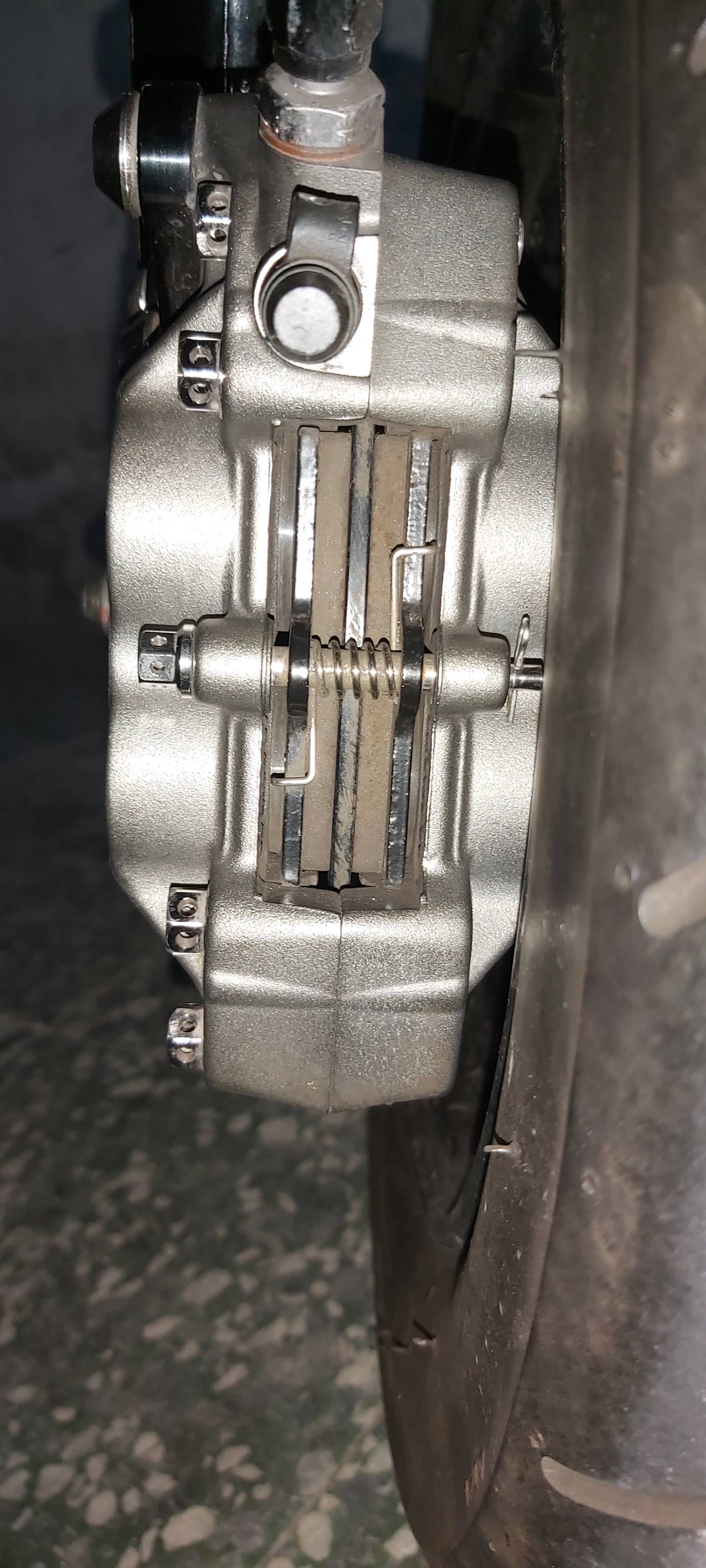 對4卡鉗置中問題?(已解決)5057|小老婆汽機車資訊網