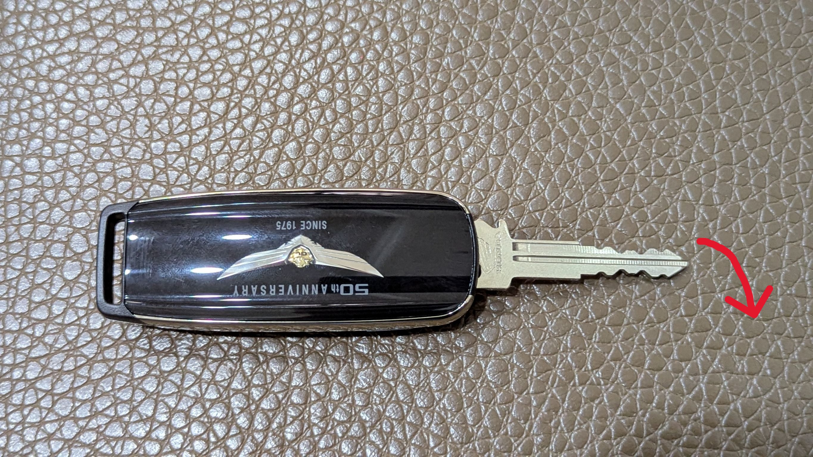 2025 GOLDWING 50週年紀念版全台首發 ( 7/9更新~專屬紀念品開箱)6979|小老婆汽機車資訊網