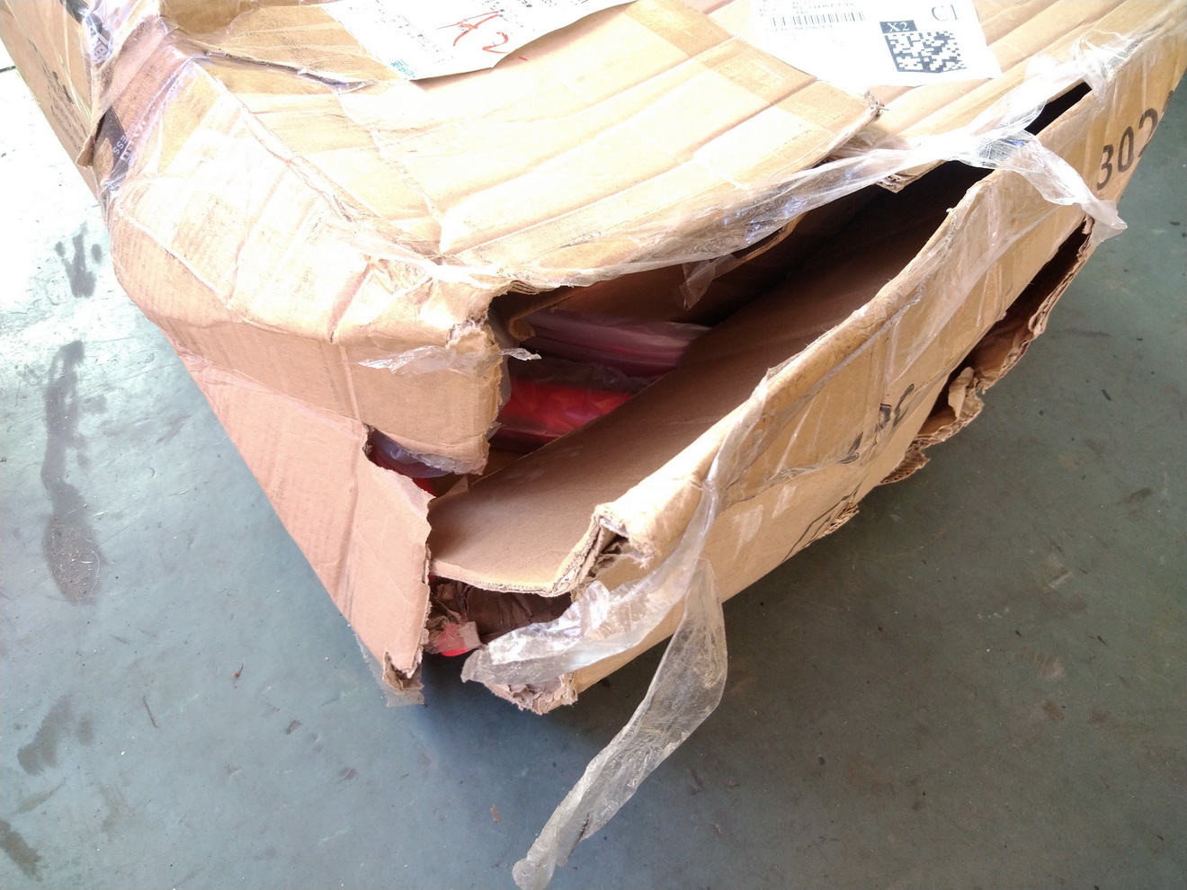 開箱新買的駐車架及手動升降台，讓修車更便利7601|小老婆汽機車資訊網