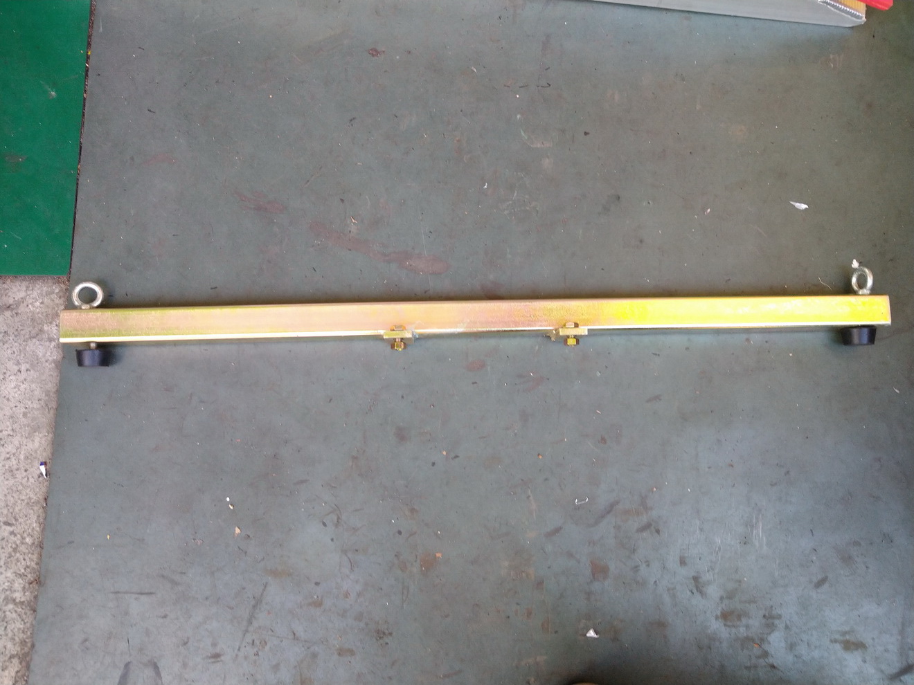 開箱新買的駐車架及手動升降台，讓修車更便利3195|小老婆汽機車資訊網