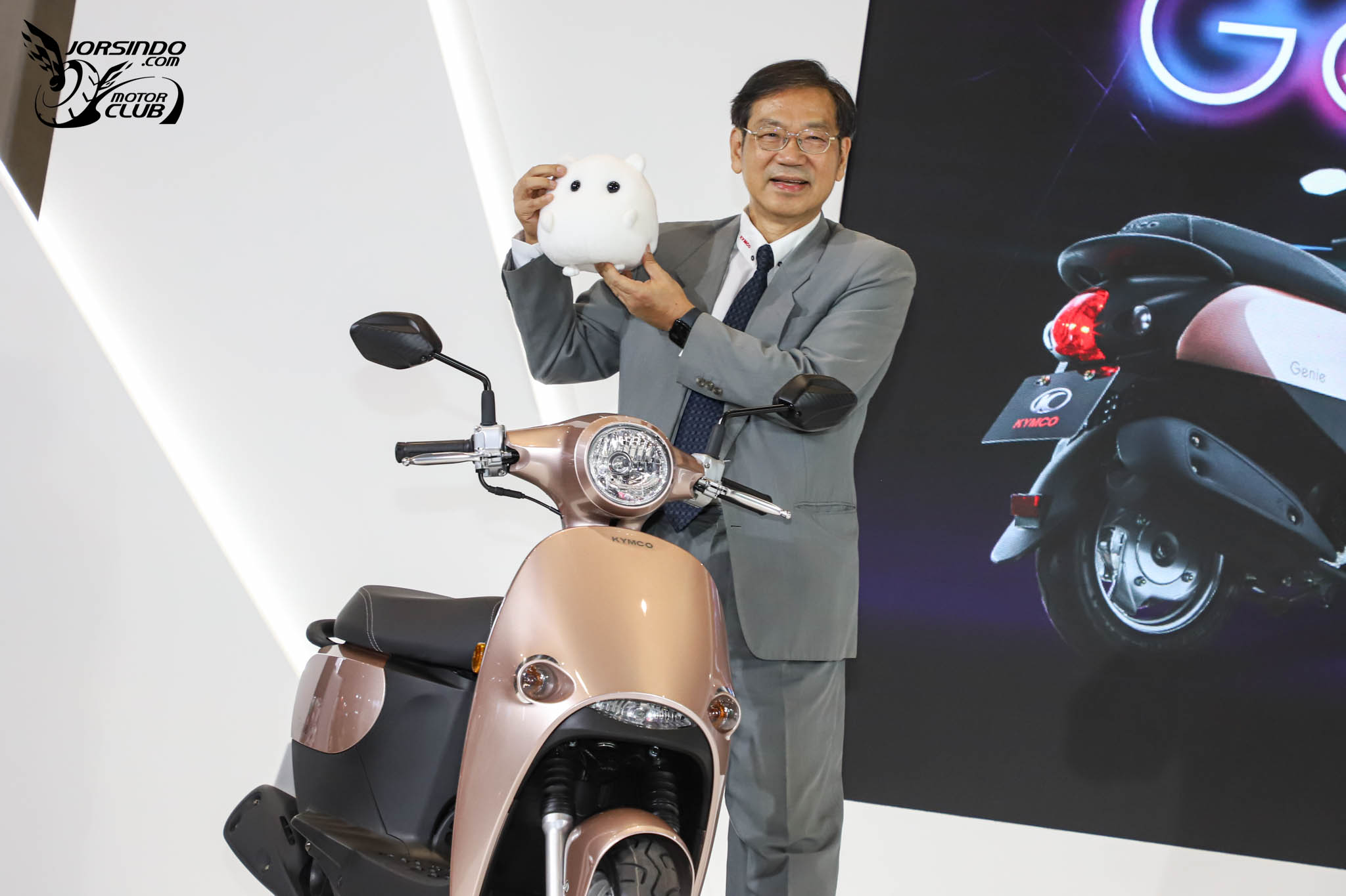 [2025重車展] 198,000 元！光陽跨界速克達 Xciting X350 國內發表9530|小老婆汽機車資訊網