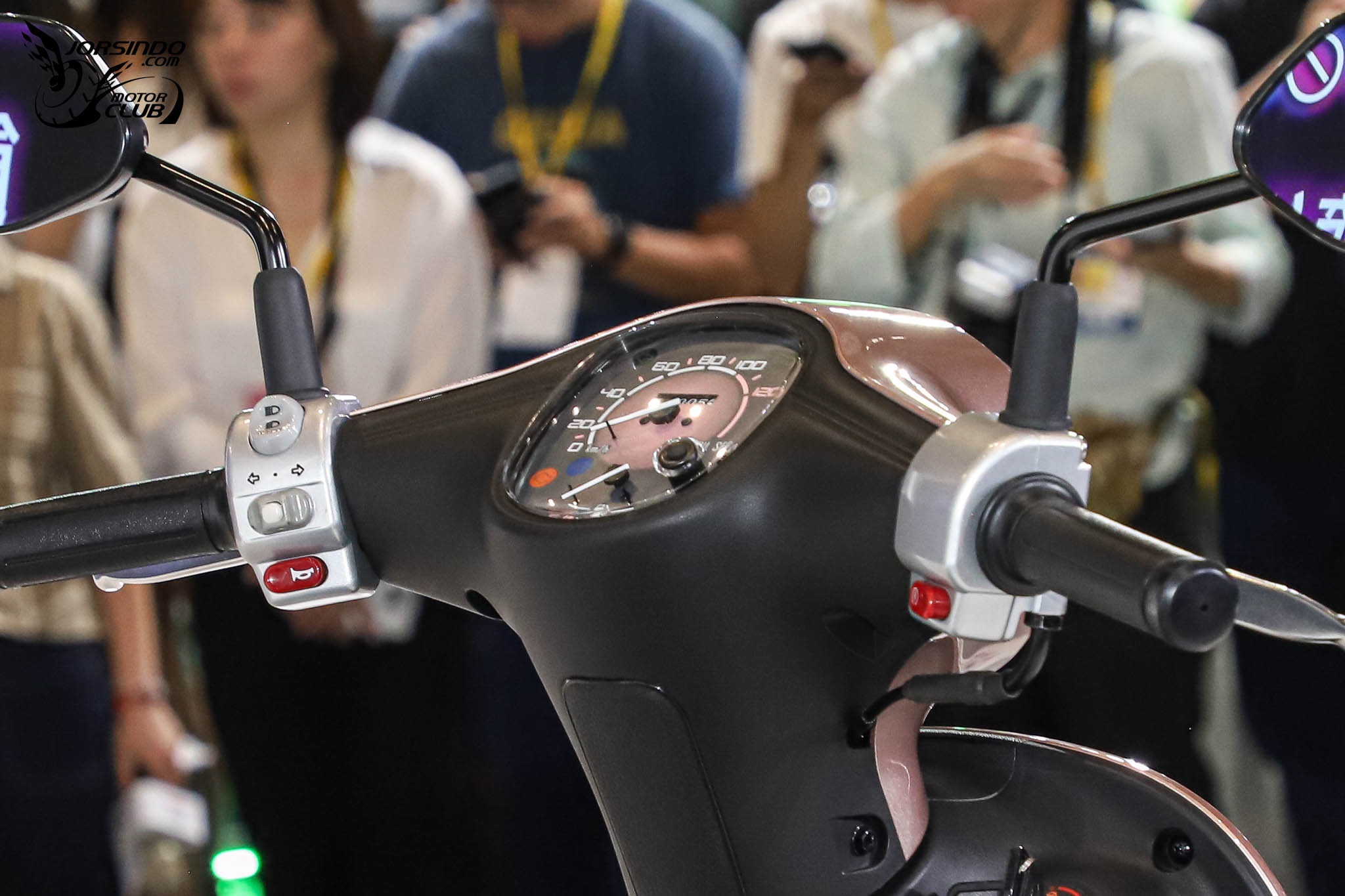 [2025重車展] 198,000 元！光陽跨界速克達 Xciting X350 國內發表5989|小老婆汽機車資訊網