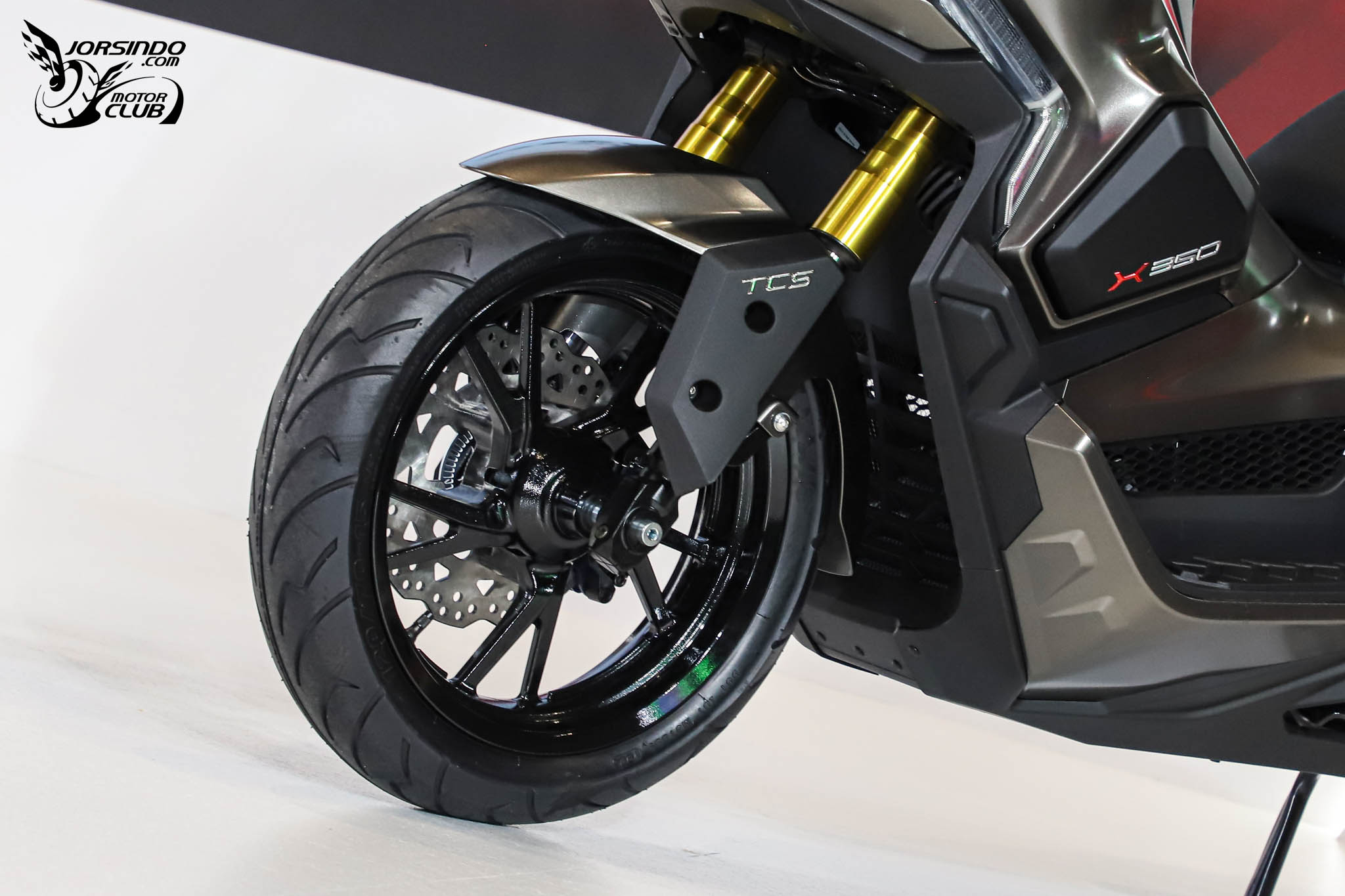 [2025重車展] 198,000 元！光陽跨界速克達 Xciting X350 國內發表7820|小老婆汽機車資訊網