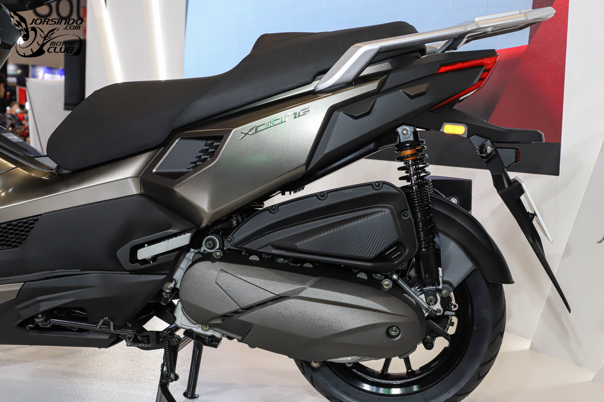 [2025重車展] 198,000 元！光陽跨界速克達 Xciting X350 國內發表557|小老婆汽機車資訊網