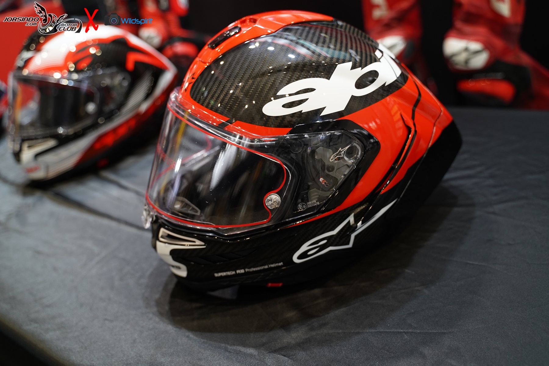 [2025重車展] 【Alpinestars】Supertech R-10賽場新銳 ASiA FIT6001|小老婆汽機車資訊網