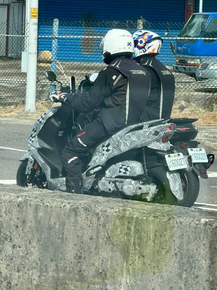 Yamaha 七代勁戰間諜照曝光！引擎小改、外型回歸初始設計？4376|yamaha,jetsl小老婆汽機車資訊網