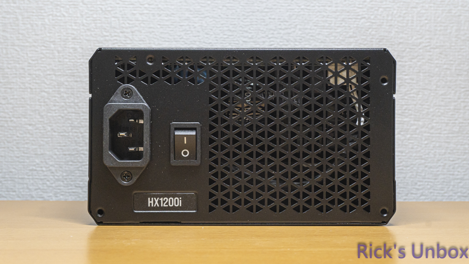【開箱】海盜船旗艦白金電源升級 | CORSAIR HX1200i PLATINUM4532|小老婆汽機車資訊網
