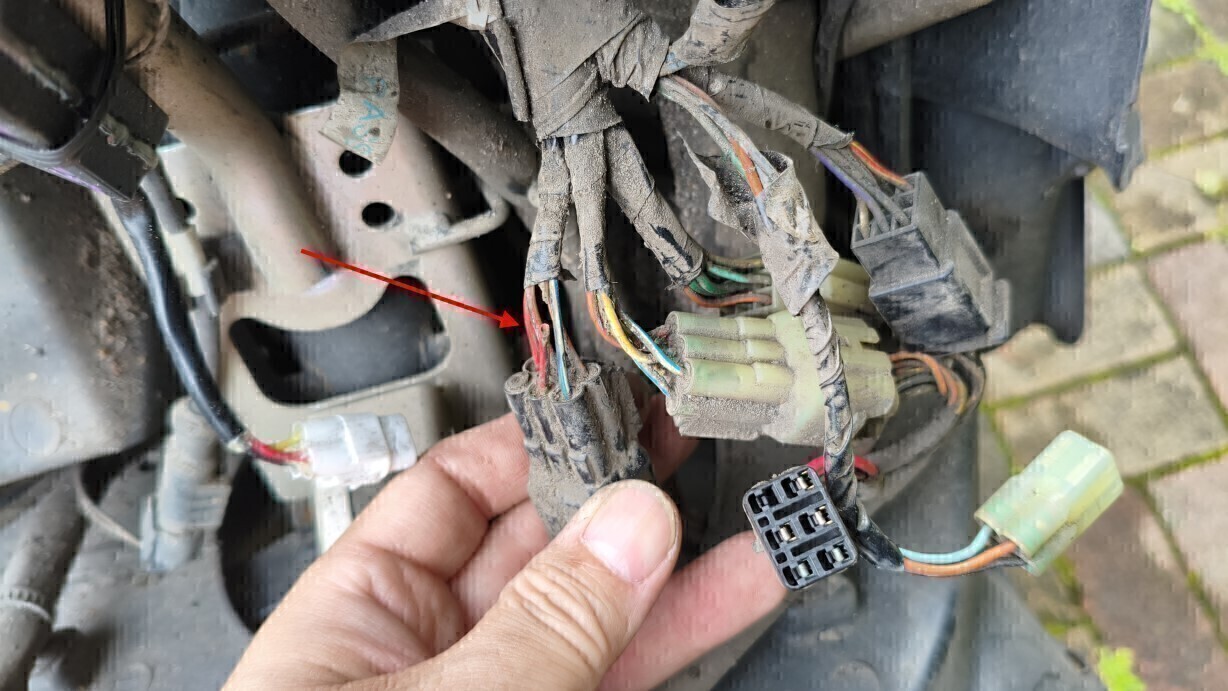 FNX ABS故障亮燈查修8346|小老婆汽機車資訊網