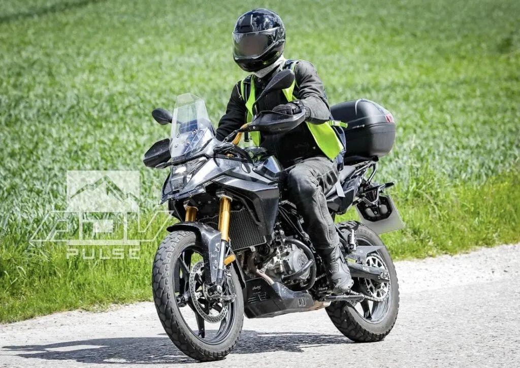 宝马 F450GS 专利图曝光，量产确实有点“罗玉凤”158|小老婆汽機車資訊網