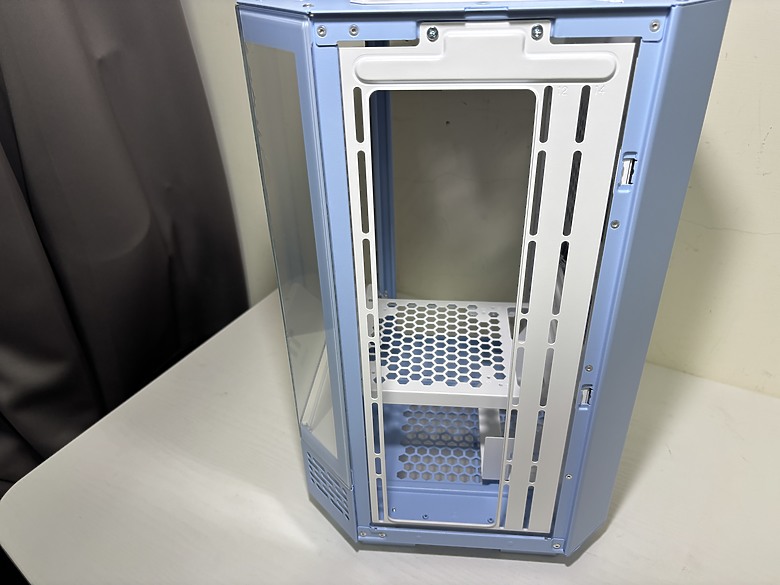 像老朋友般的熟悉感 Thermaltake 曜越科技 The Tower 2502737|小老婆汽機車資訊網