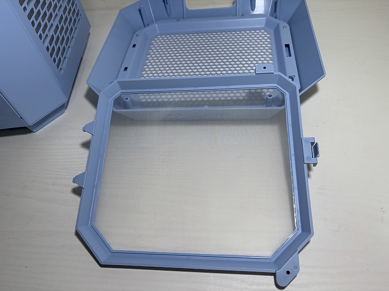 像老朋友般的熟悉感 Thermaltake 曜越科技 The Tower 2501431|小老婆汽機車資訊網