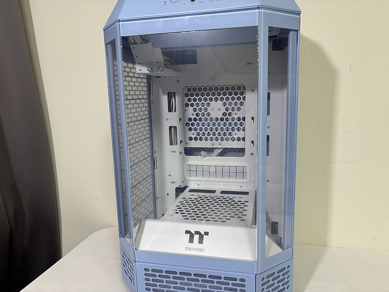 像老朋友般的熟悉感 Thermaltake 曜越科技 The Tower 2503213|小老婆汽機車資訊網