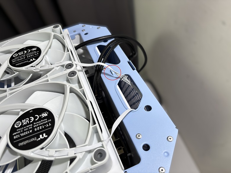 像老朋友般的熟悉感 Thermaltake 曜越科技 The Tower 250983|小老婆汽機車資訊網