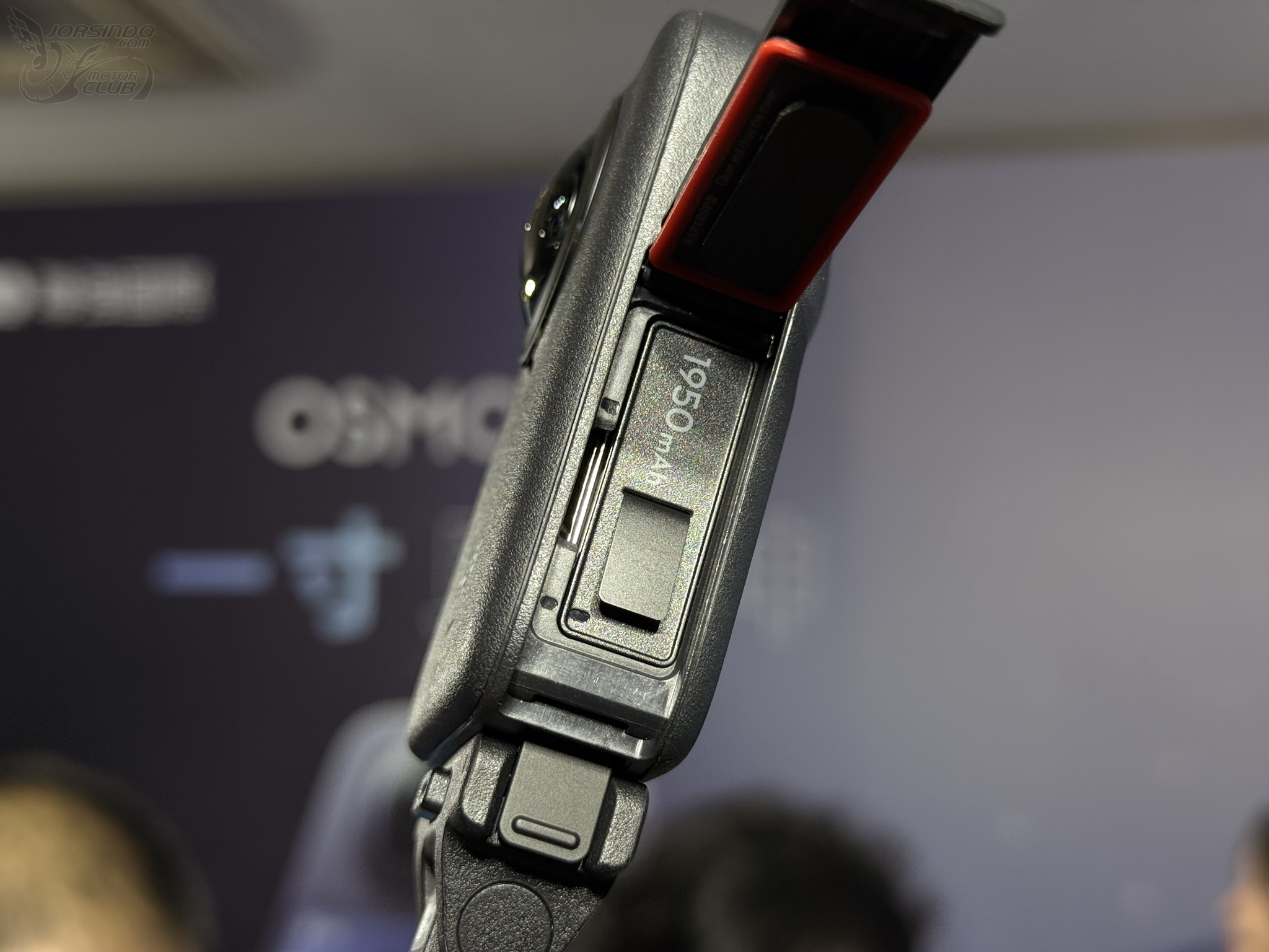 DJI Osmo 360全景 1 吋運動相機登台！8K50p、1.2億拍照「全」給你5415|DJI,Osmo 360,全景相機小老婆汽機車資訊網
