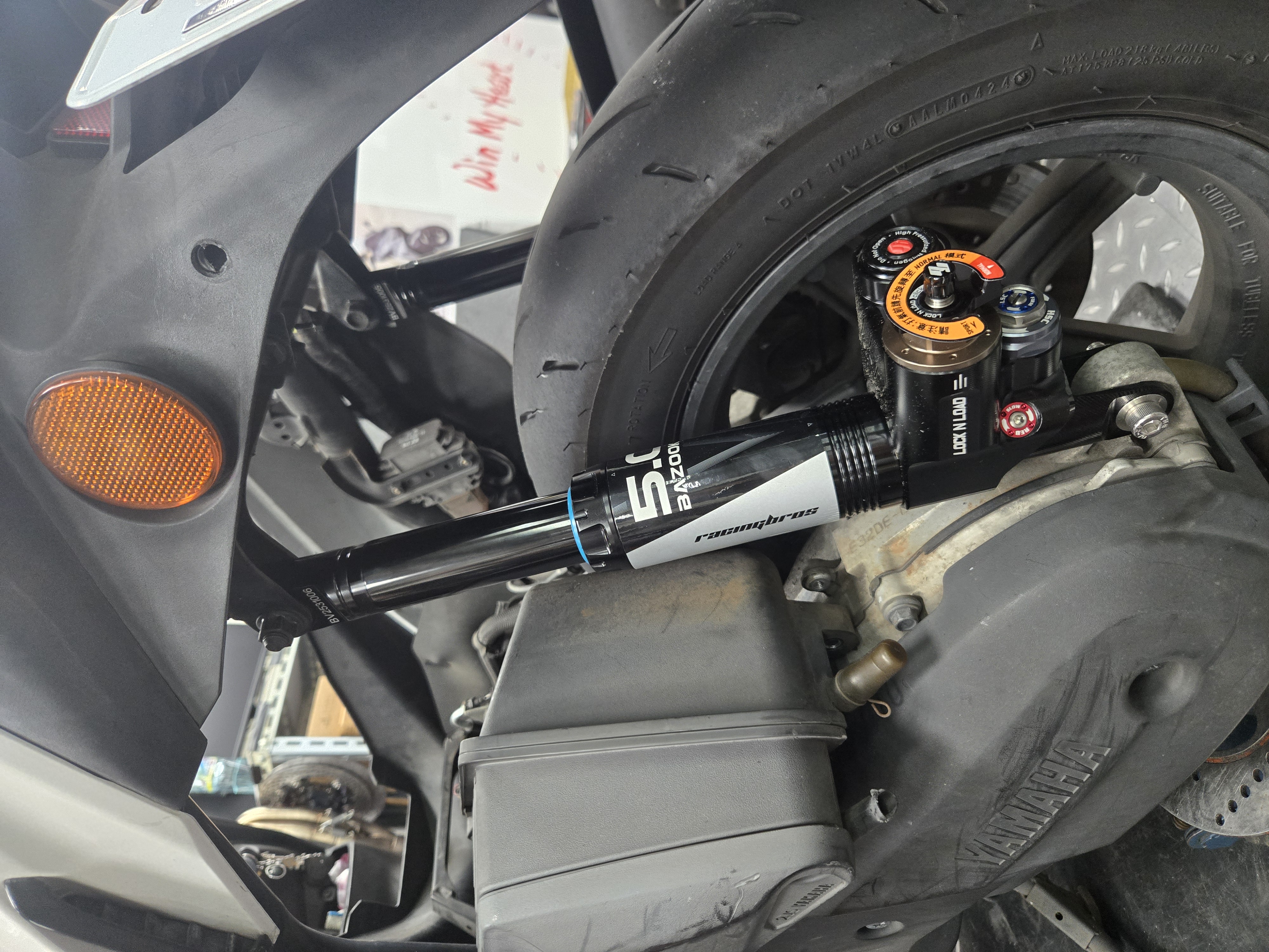 【開箱】 RacingBros 2025 Bazooka 5.0 全新進化完全體6710|小老婆汽機車資訊網