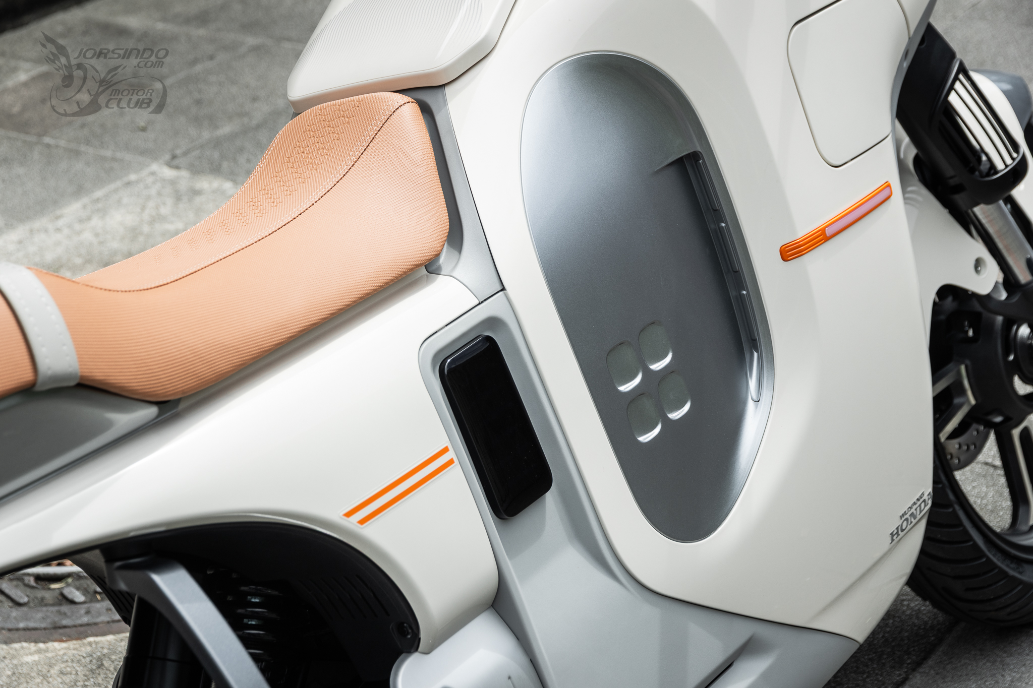 Honda E-VO 電動重車實拍！來自五羊本田的旗艦車型340|小老婆汽機車資訊網