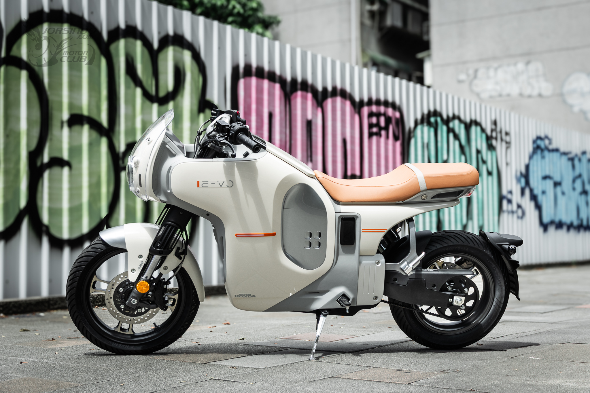 Honda E-VO 電動重車實拍！來自五羊本田的旗艦車型1395|小老婆汽機車資訊網
