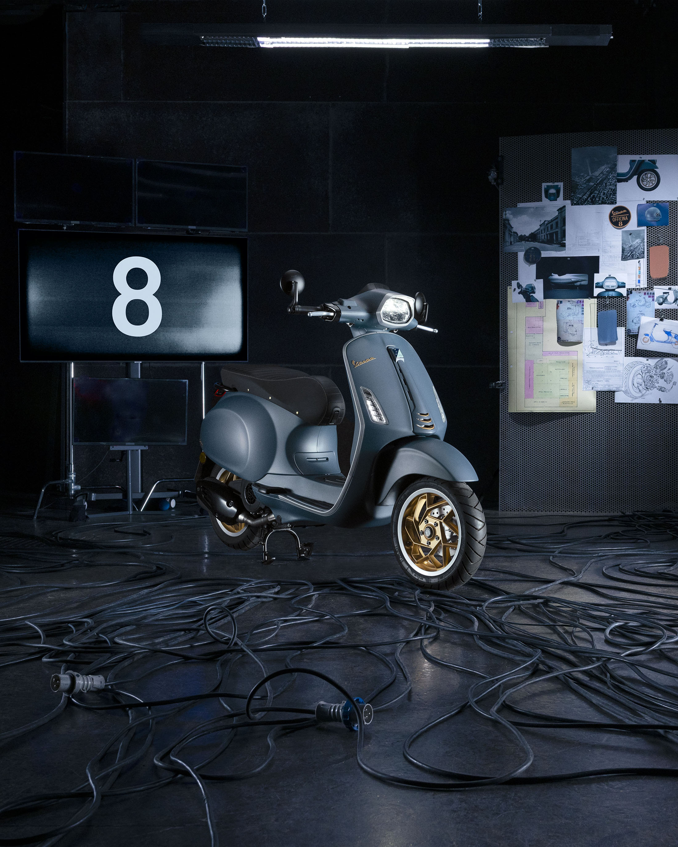 [官方新聞稿] Vespa Sprint Officina 8 特仕版限量50台正式抵港7935|vespa,限量,sprint小老婆汽機車資訊網