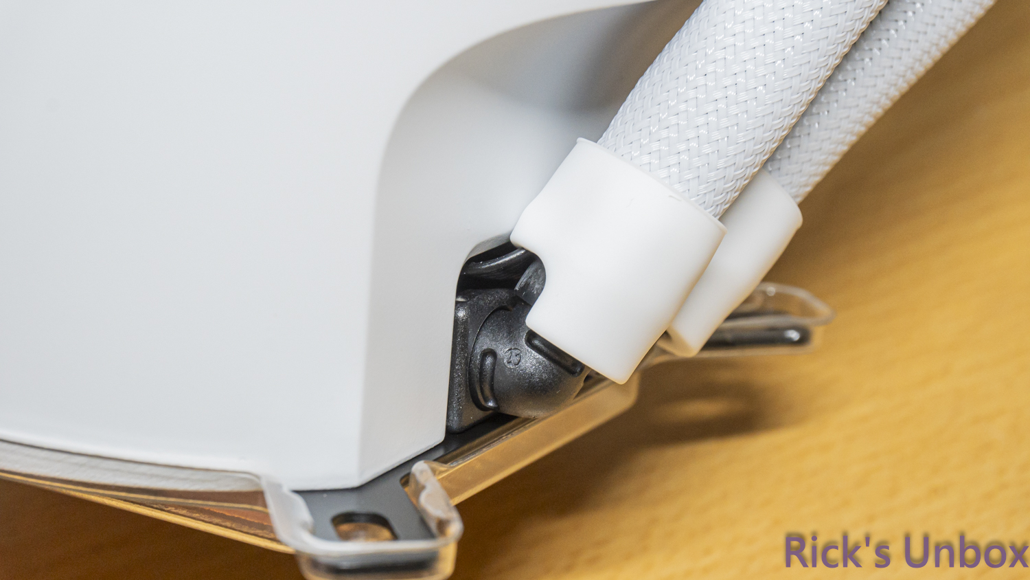 【開箱】NZXT新版ELITE水冷 | NZXT KRAKEN ELITE 360 RGB WHITE V26375|小老婆汽機車資訊網