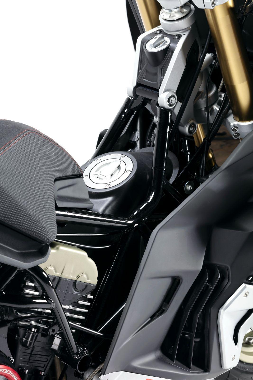 [大陆车讯]QJMOTOR × ITALJET，700cc的换挡踏板来了1676|小老婆汽機車資訊網
