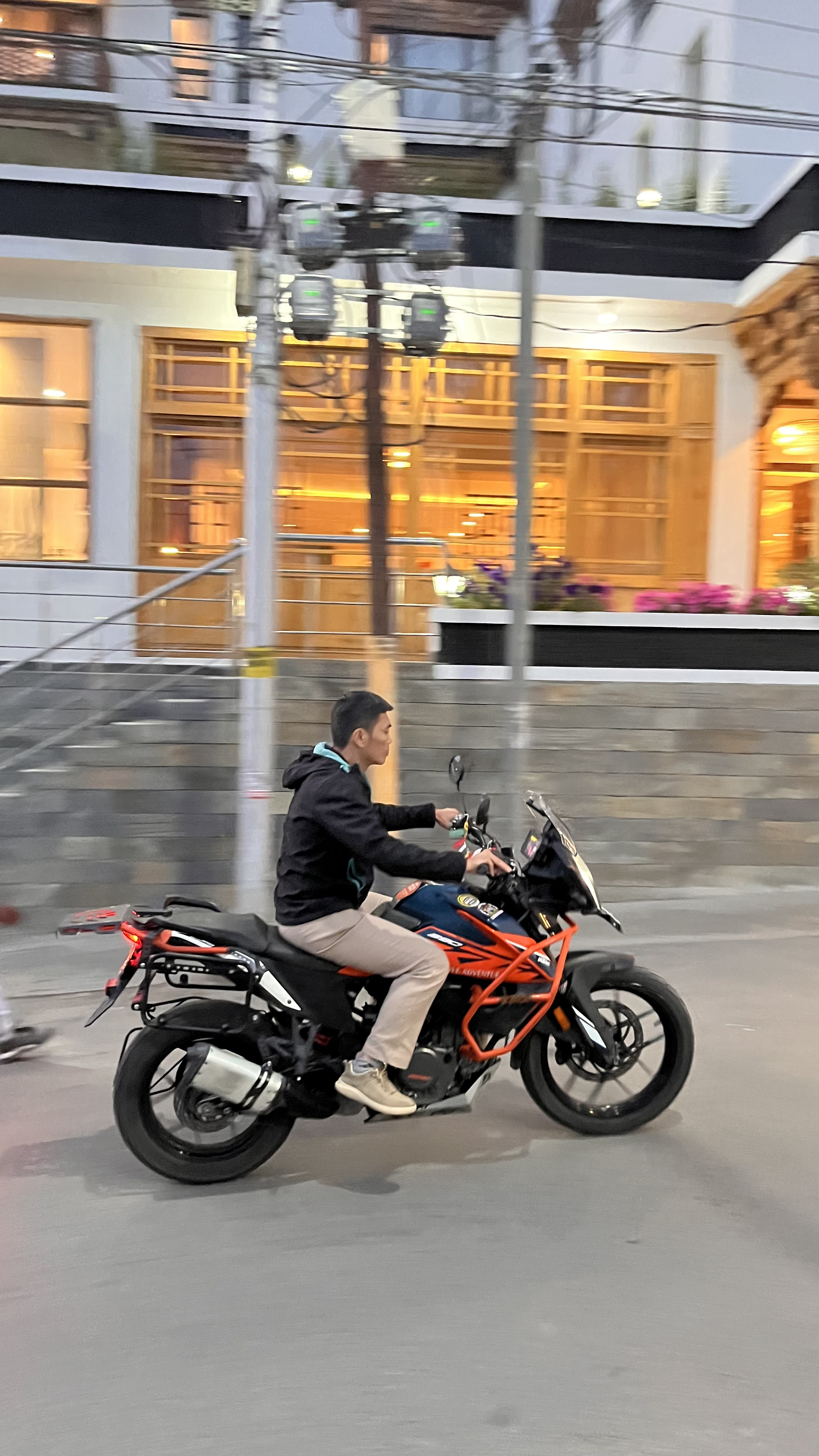 來都來了 世界公路最高點 半日遊177|小老婆汽機車資訊網