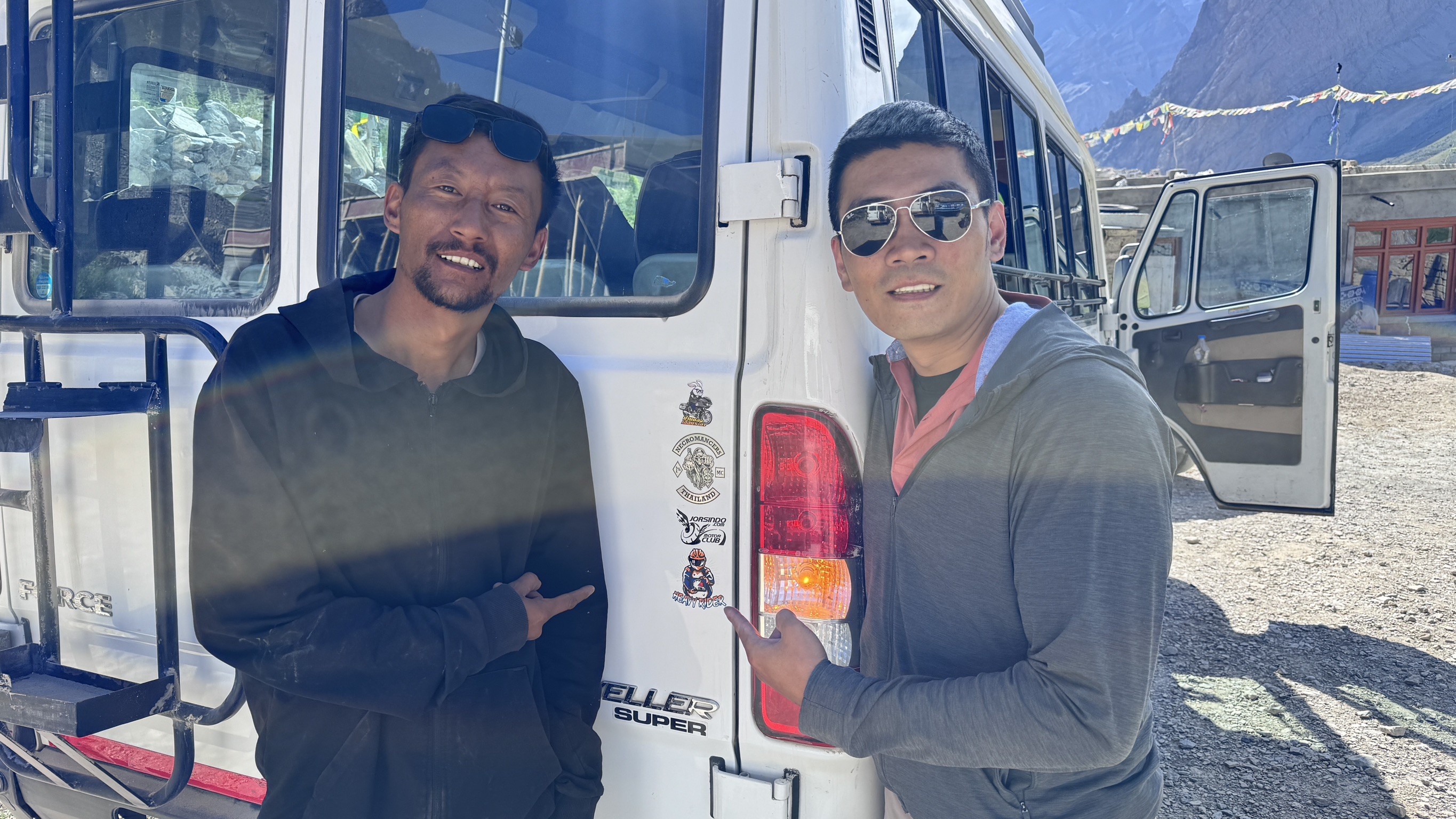 來都來了 世界公路最高點 半日遊705|小老婆汽機車資訊網