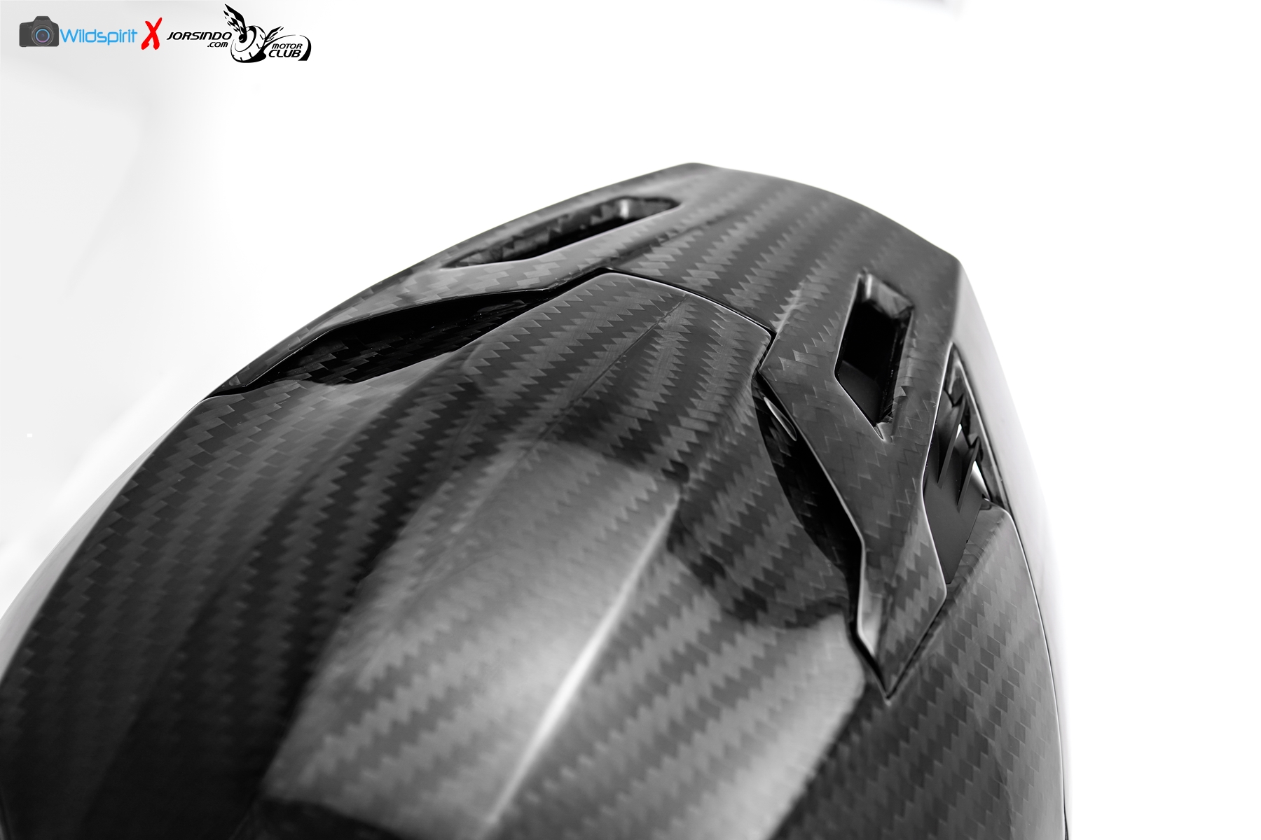 龍不僅帥! 更有料! LS2【FF807】DRAGON8192|小老婆汽機車資訊網