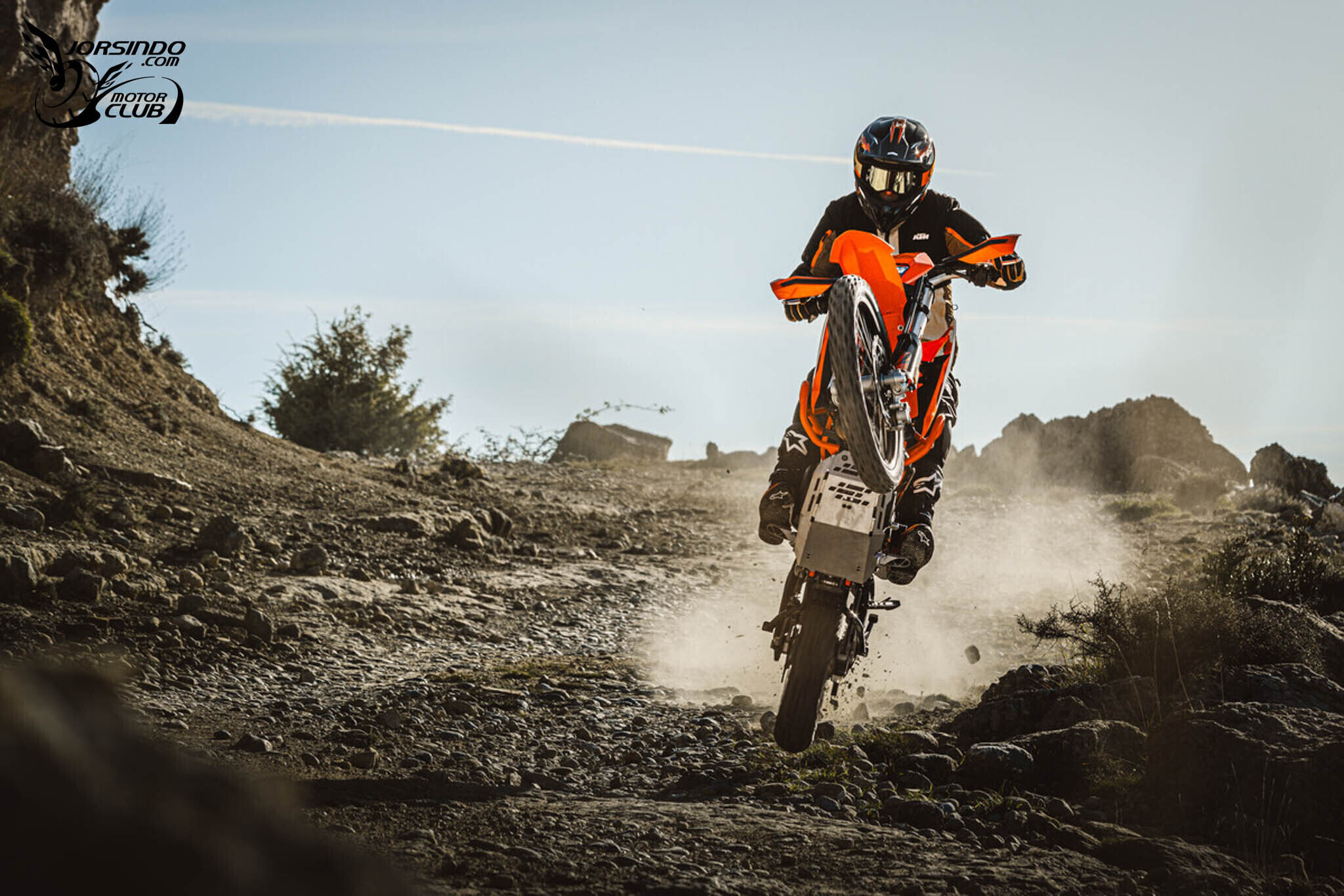 窮過的滑胎浪子！2026 KTM 690 SMC R / ENDURO R 發表3303|小老婆汽機車資訊網