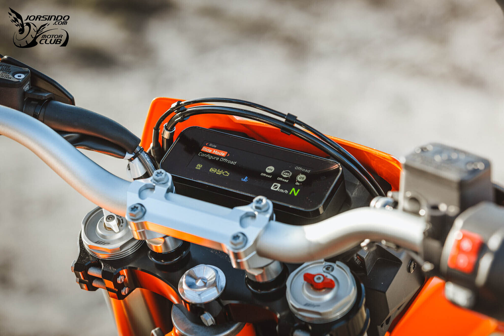 窮過的滑胎浪子！2026 KTM 690 SMC R / ENDURO R 發表2356|小老婆汽機車資訊網
