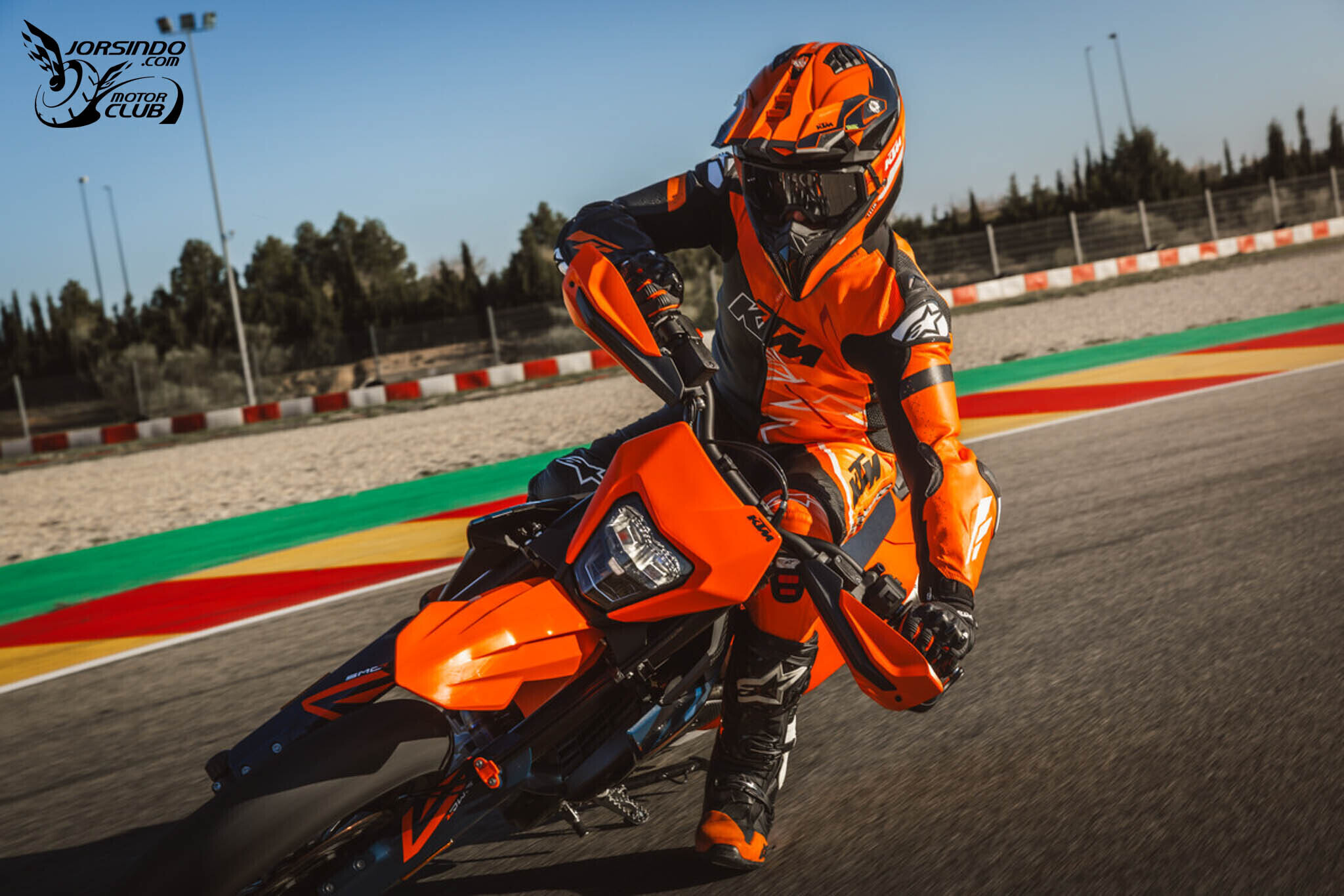 窮過的滑胎浪子！2026 KTM 690 SMC R / ENDURO R 發表4197|小老婆汽機車資訊網