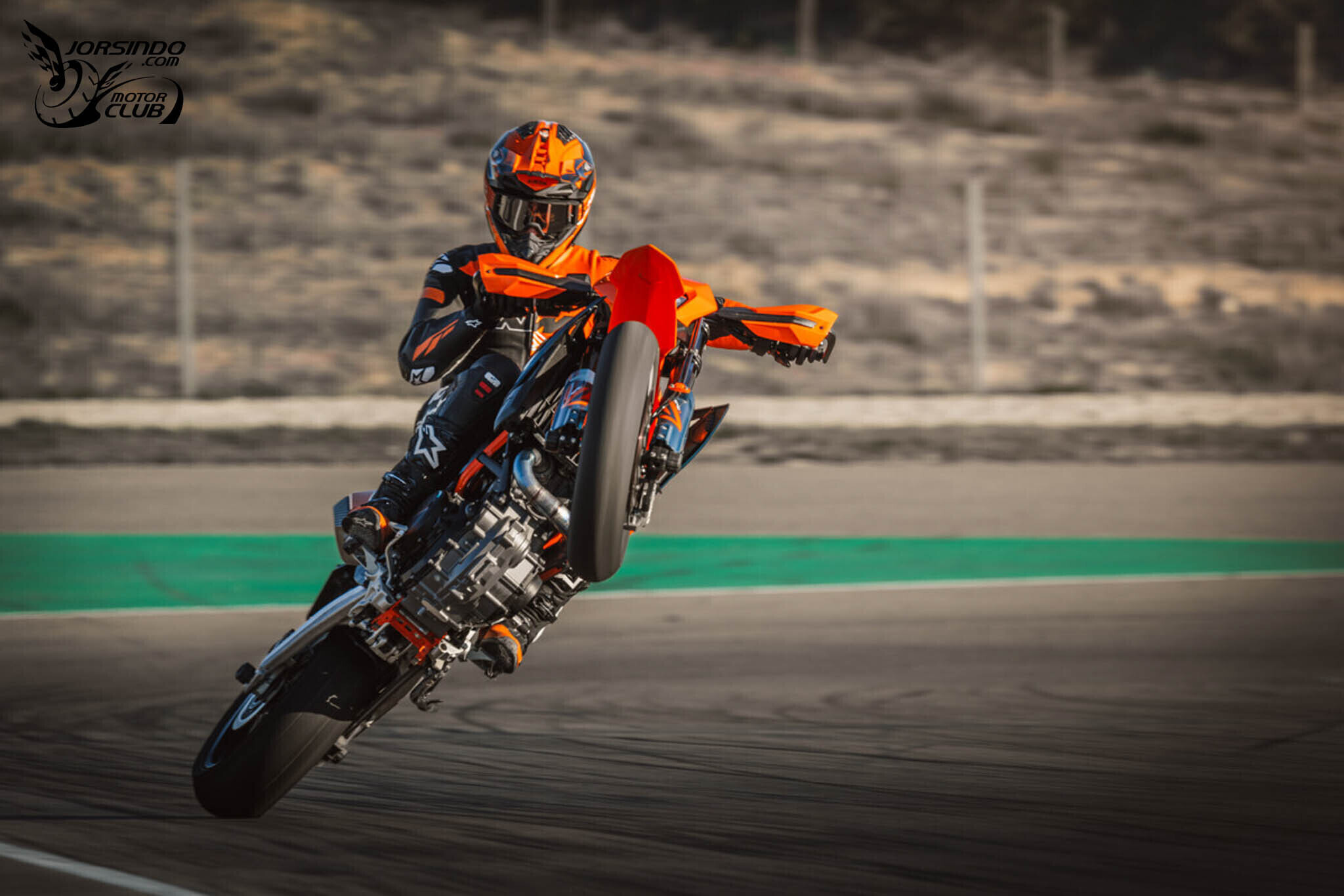 窮過的滑胎浪子！2026 KTM 690 SMC R / ENDURO R 發表7573|小老婆汽機車資訊網