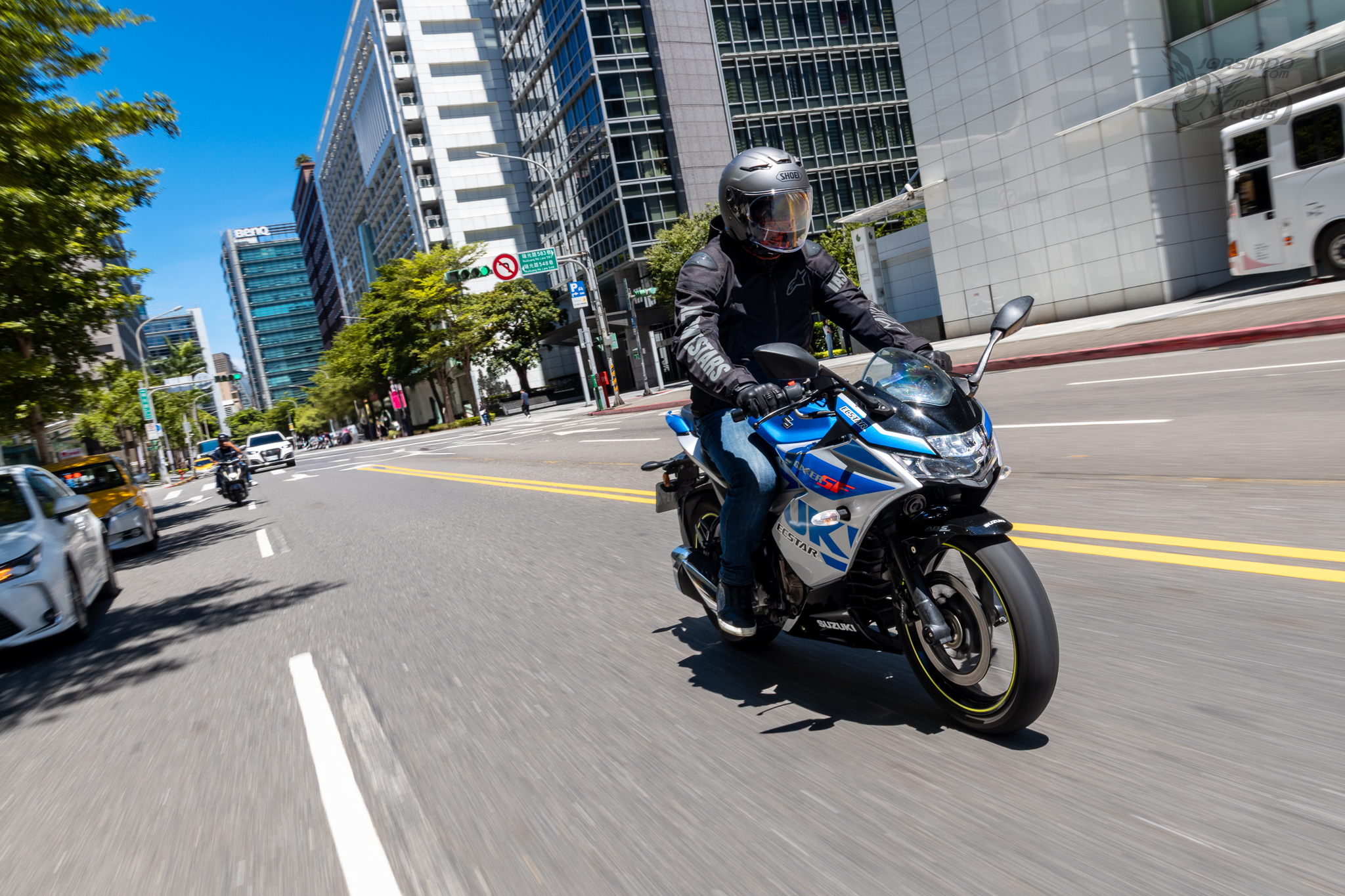 通勤跑山皆宜！跨上 SUZUKI GIXXER SF 250 改變生活態度9515|suzuki,gixxer250,gixxer,油冷引擎,跑車小老婆汽機車資訊網