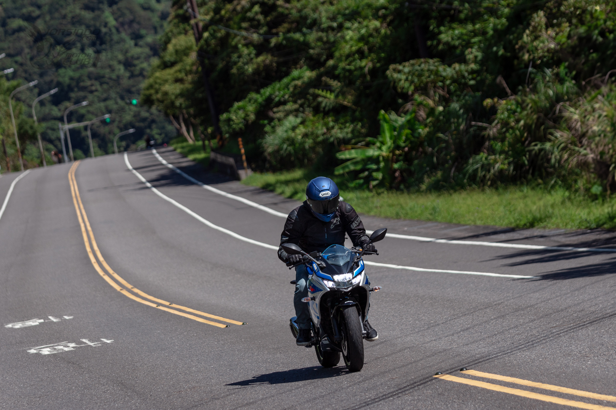 通勤跑山皆宜！跨上 SUZUKI GIXXER SF 250 改變生活態度2800|suzuki,gixxer250,gixxer,油冷引擎,跑車小老婆汽機車資訊網