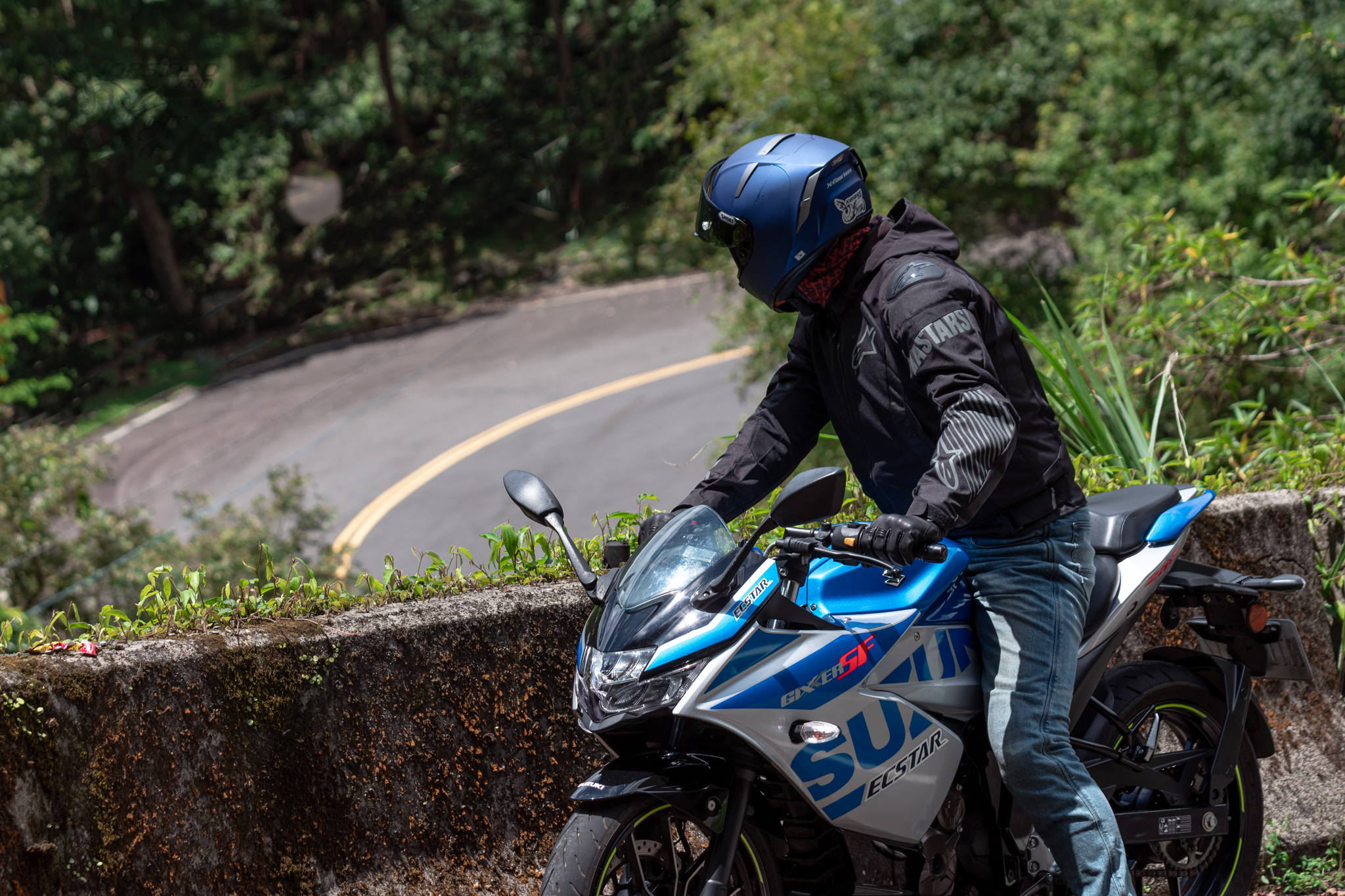 通勤跑山皆宜！跨上 SUZUKI GIXXER SF 250 改變生活態度1679|suzuki,gixxer250,gixxer,油冷引擎,跑車小老婆汽機車資訊網