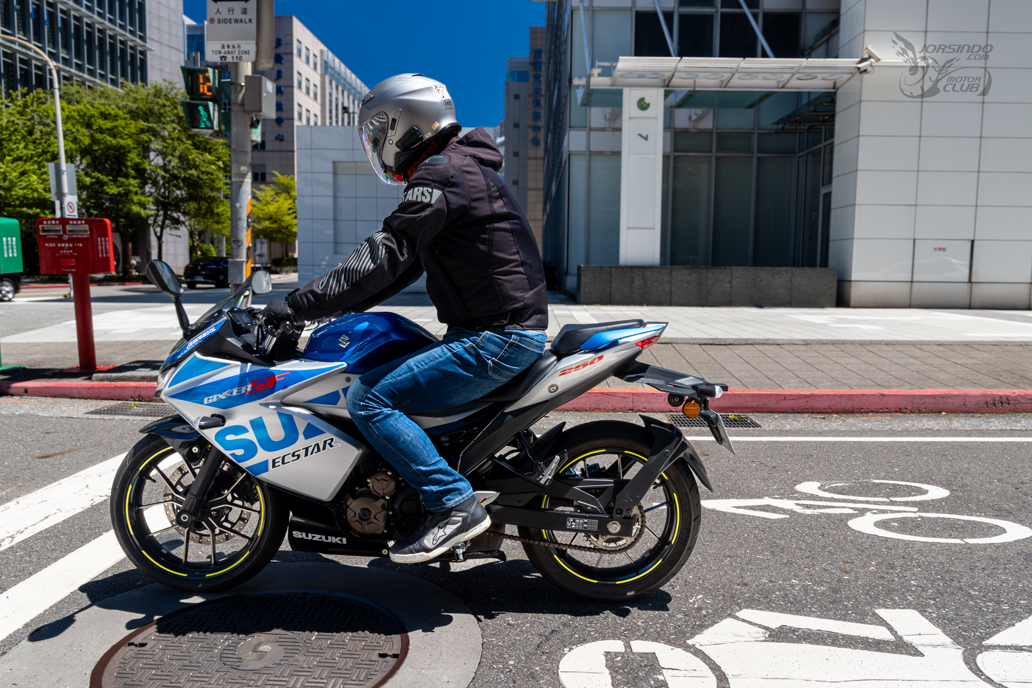 通勤跑山皆宜！跨上 SUZUKI GIXXER SF 250 改變生活態度7805|suzuki,gixxer250,gixxer,油冷引擎,跑車小老婆汽機車資訊網