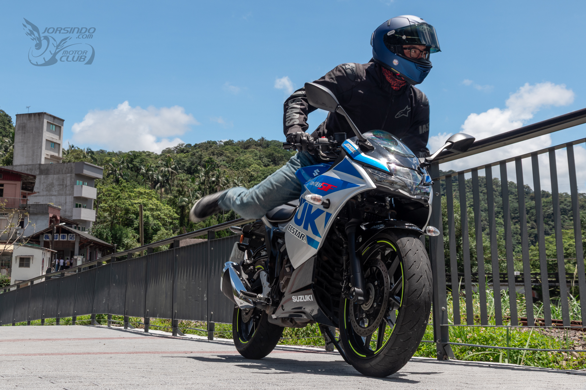 通勤跑山皆宜！跨上 SUZUKI GIXXER SF 250 改變生活態度8290|suzuki,gixxer250,gixxer,油冷引擎,跑車小老婆汽機車資訊網