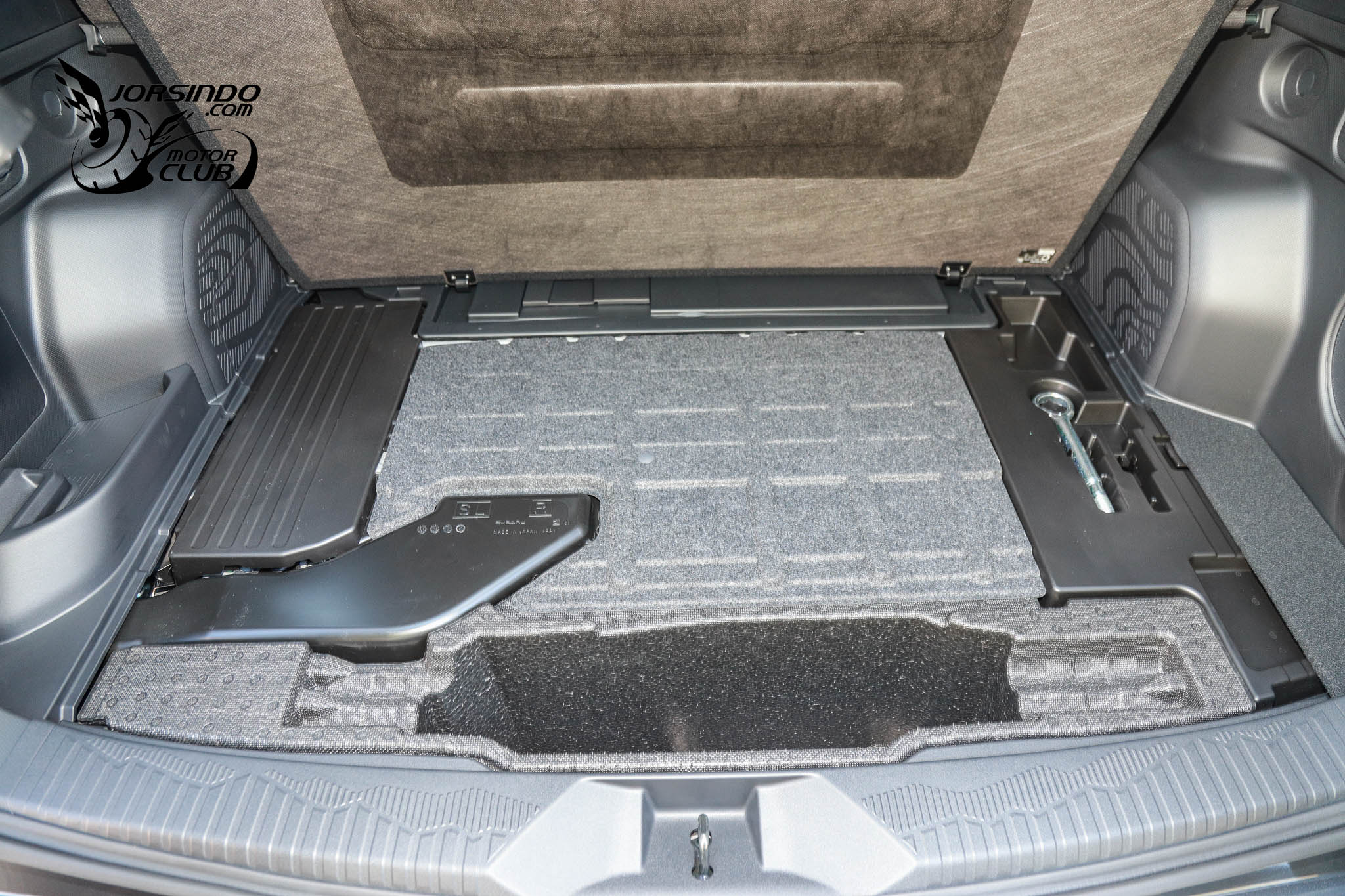 Subaru第六代Forester 129.8萬國內上市，小改Solterra明年年初見6660|小老婆汽機車資訊網