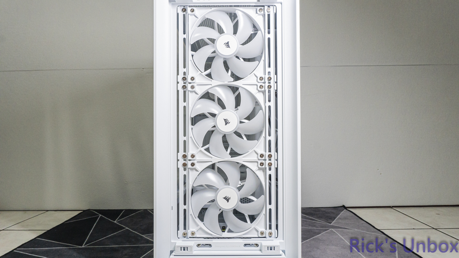 【開箱】高模組化頂級中塔機殼 | CORSAIR FRAME 5000D RS ARGB WHITE8748|小老婆汽機車資訊網