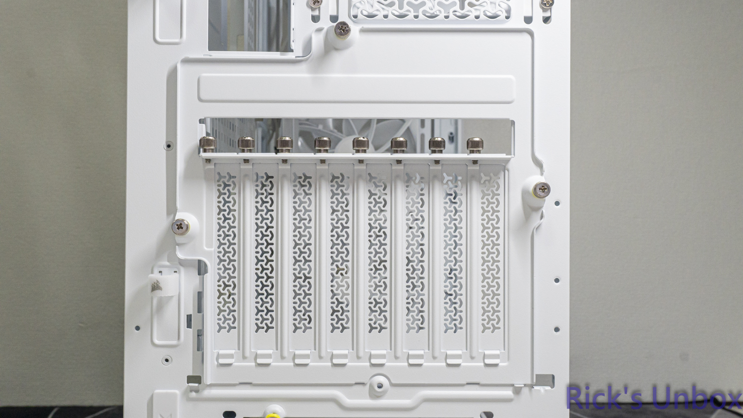 【開箱】高模組化頂級中塔機殼 | CORSAIR FRAME 5000D RS ARGB WHITE8980|小老婆汽機車資訊網