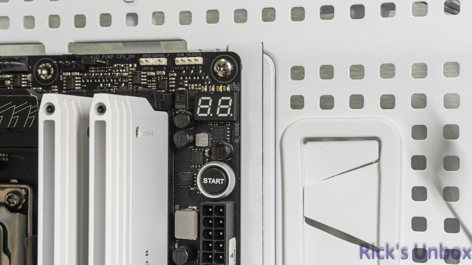 【開箱】高模組化頂級中塔機殼 | CORSAIR FRAME 5000D RS ARGB WHITE8731|小老婆汽機車資訊網