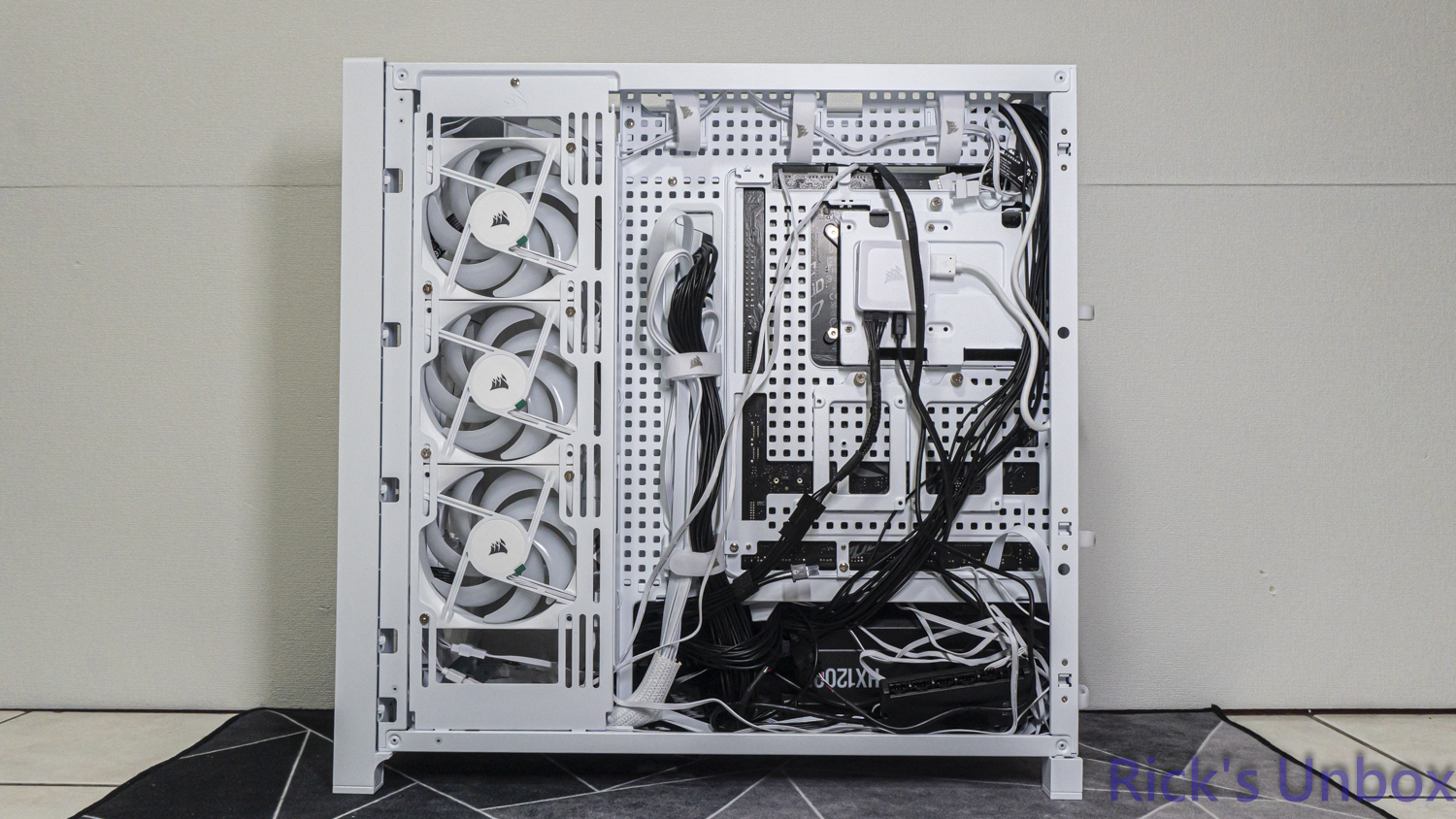 【開箱】高模組化頂級中塔機殼 | CORSAIR FRAME 5000D RS ARGB WHITE7963|小老婆汽機車資訊網