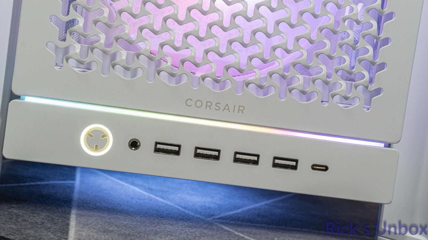 【開箱】高模組化頂級中塔機殼 | CORSAIR FRAME 5000D RS ARGB WHITE7311|小老婆汽機車資訊網