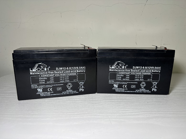 「UPS 電池故障，自行更換分享」Cyber Power 碩天 CP1500PFCLCDa2444|小老婆汽機車資訊網