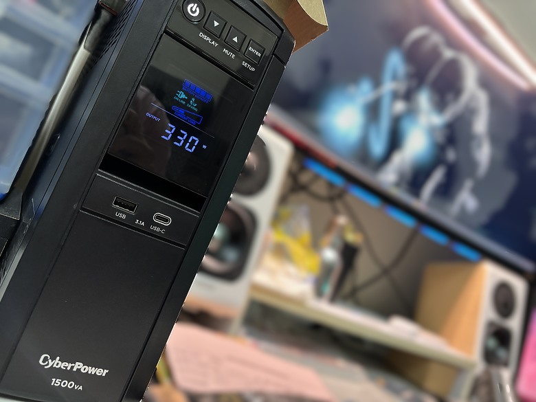 「UPS 電池故障，自行更換分享」Cyber Power 碩天 CP1500PFCLCDa3776|小老婆汽機車資訊網