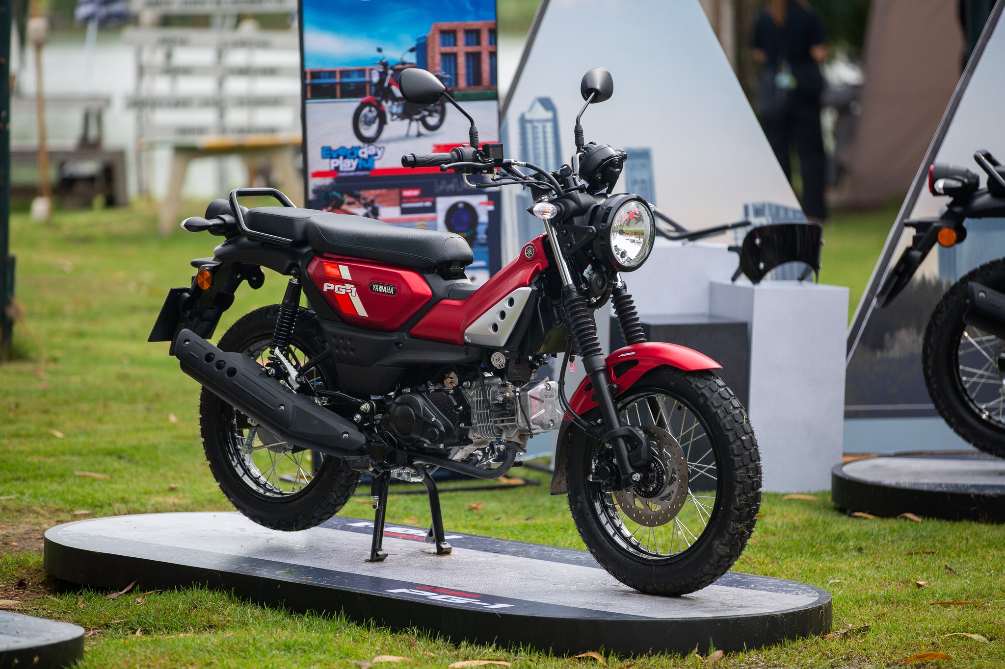山葉國民車 2026 Yamaha PG-1 ABS 泰國發表！液晶儀錶板導入2513|小老婆汽機車資訊網