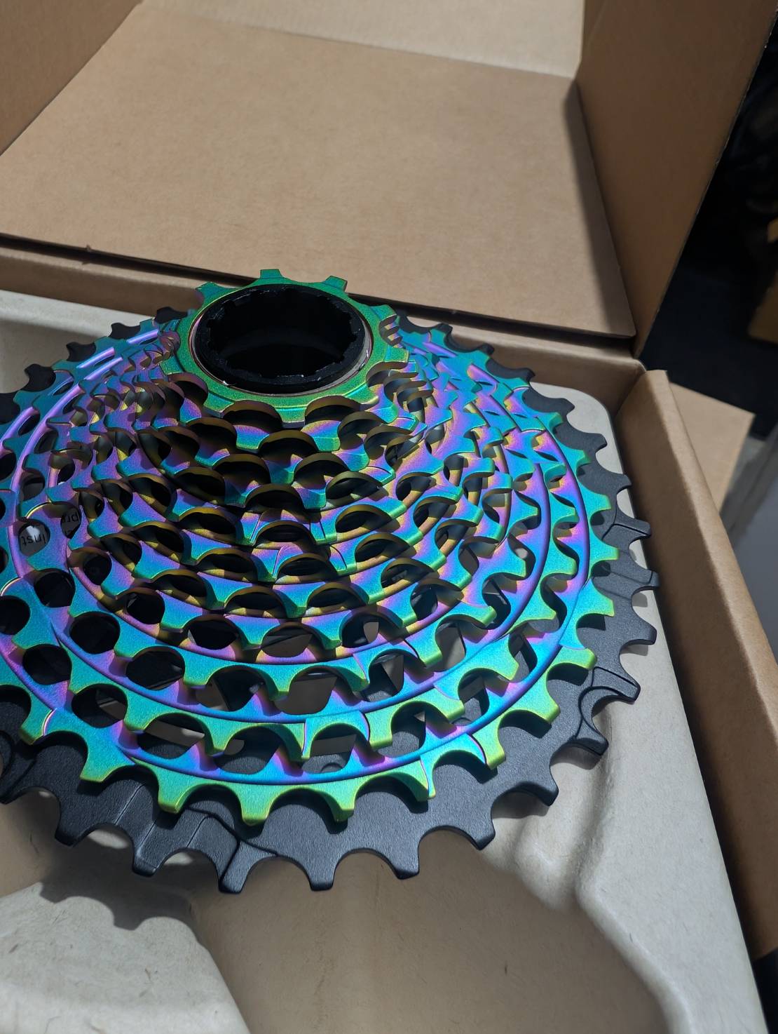 最後一塊拼圖! Defy Asvanced SL0 改裝 SRAM RED E1 飛輪4082|小老婆汽機車資訊網