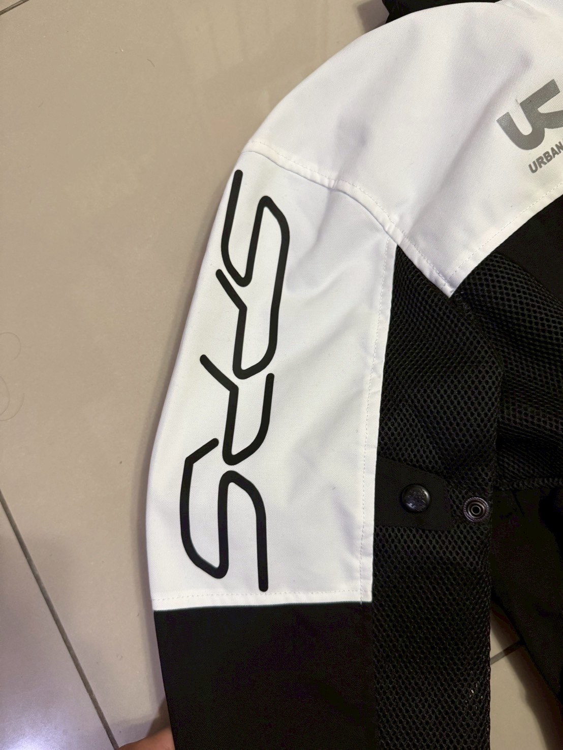 【開箱】SPRS RS520 休閒透氣騎士夾克4166|小老婆汽機車資訊網