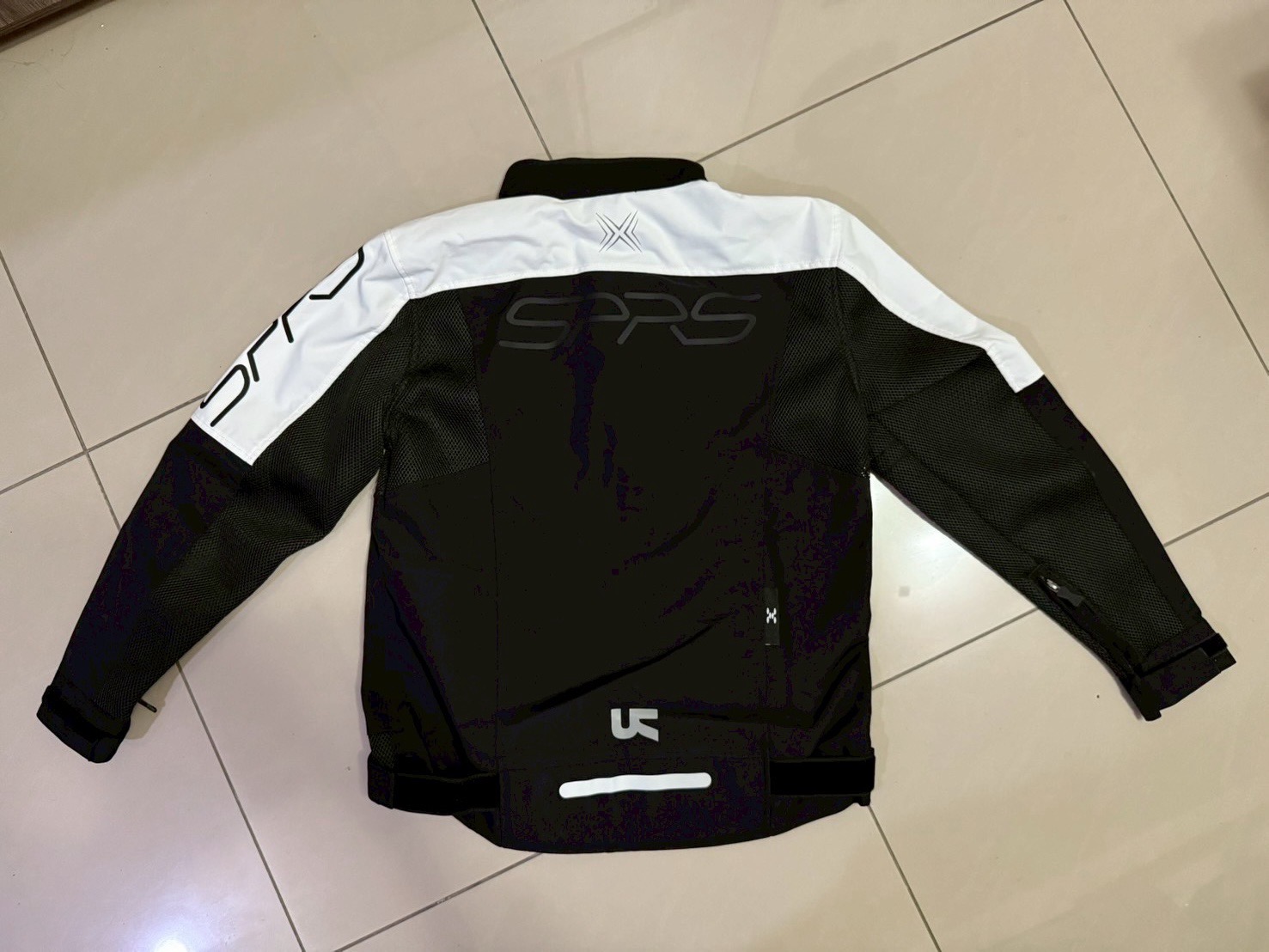 【開箱】SPRS RS520 休閒透氣騎士夾克2904|小老婆汽機車資訊網