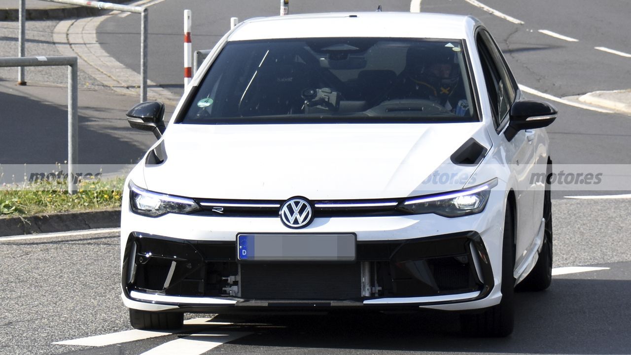 預約400PS俱樂部？傳性能更強VW Golf R版本開發中，明年亮相707|小老婆汽機車資訊網