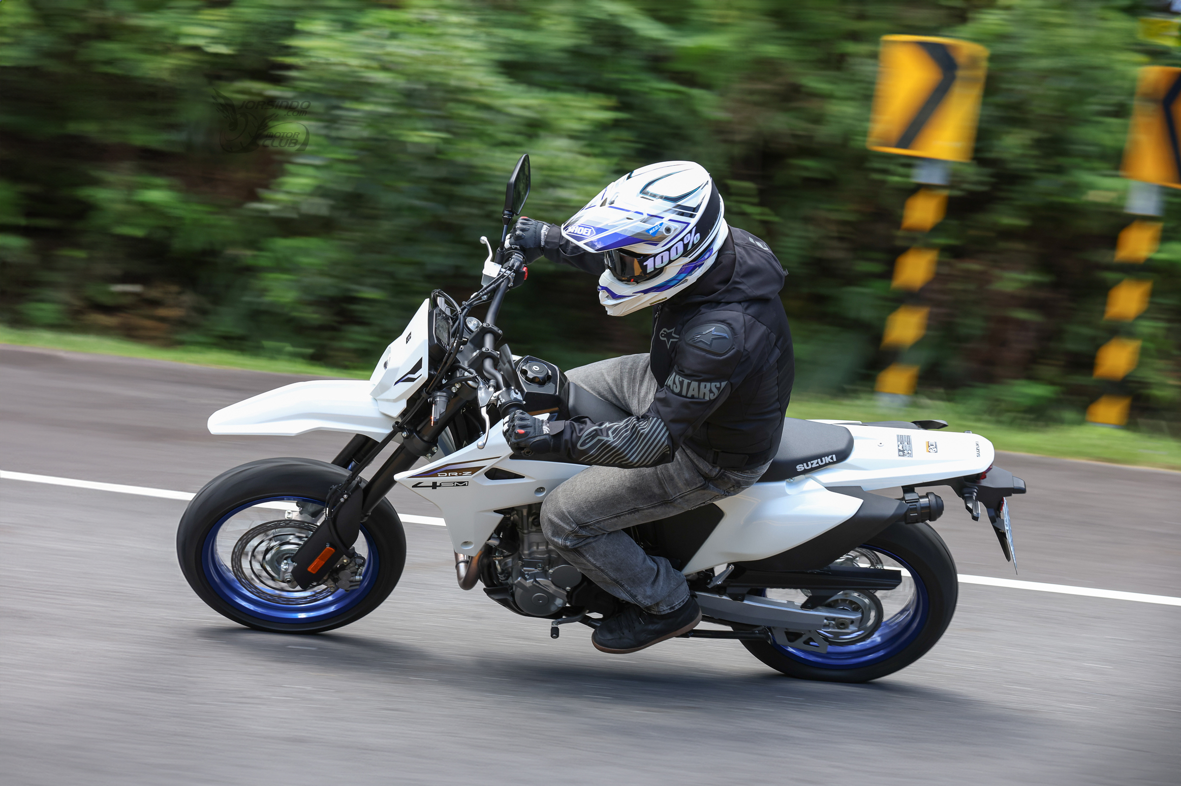 經典回歸！SUZUKI DR-Z4SM 為樂趣而生的高端黃牌滑胎車！4961|小老婆汽機車資訊網